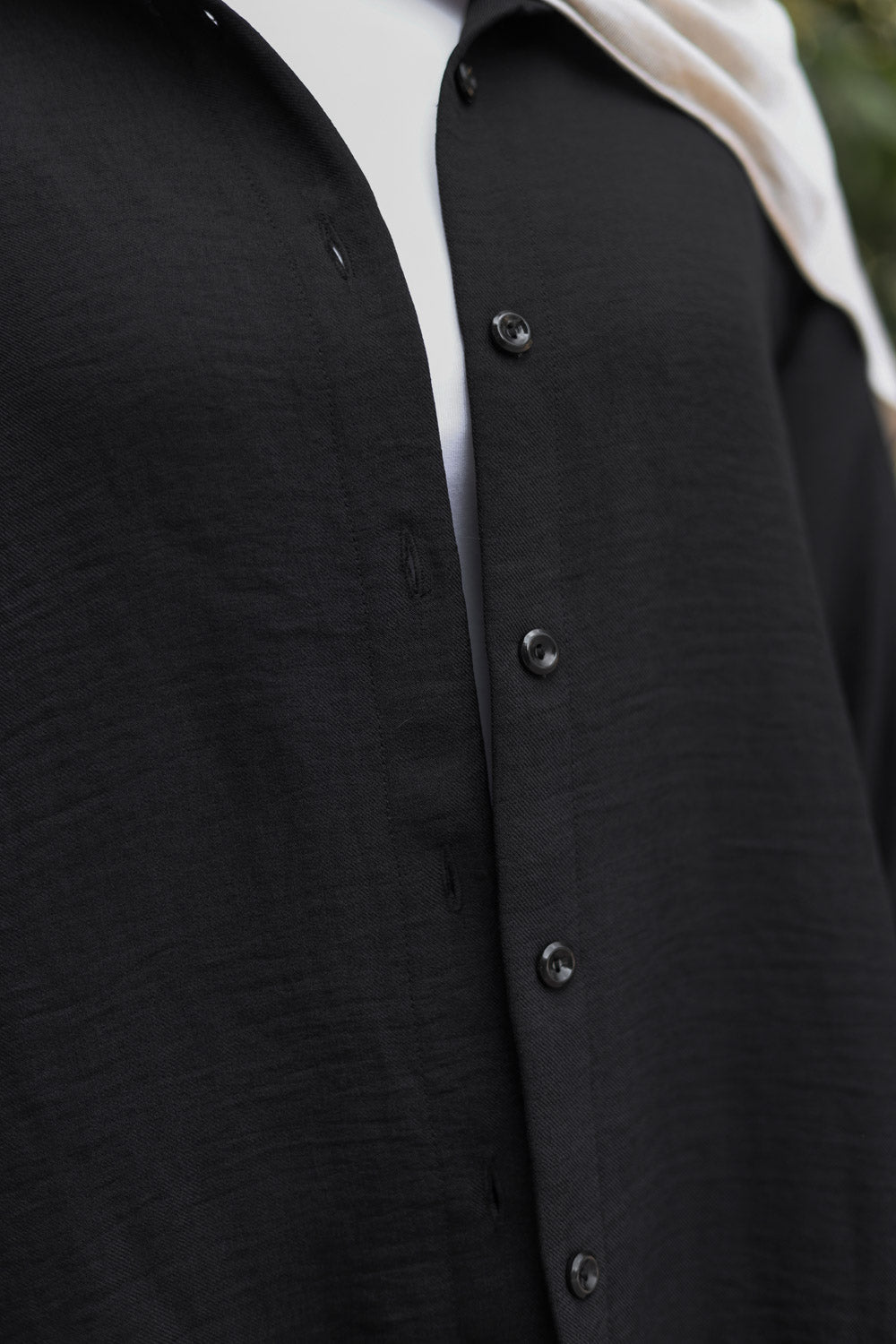 long sleeve linen shirt in black